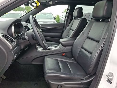 Used 2022 Jeep Grand Cherokee Limited AWD/4WD image 13