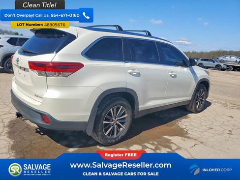 Used 2019 Toyota Highlander XLE image 4