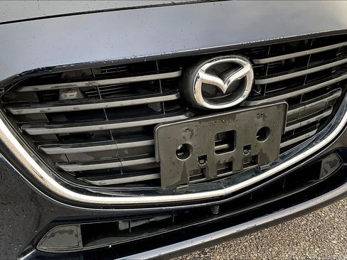 Used 2017 MAZDA MAZDA3 Touring image 28