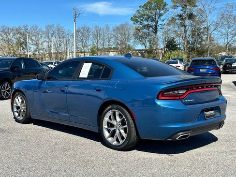 Used 2020 Dodge Charger SXT w/ Plus Group image 25