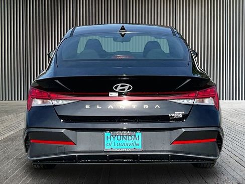 New 2026 Hyundai Elantra Sport FWD image 4