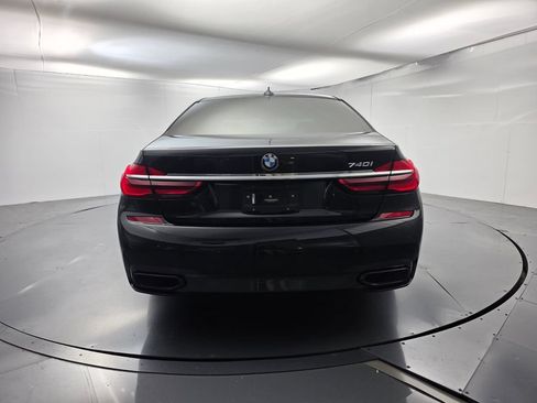 Used 2016 BMW 740i RWD image 5