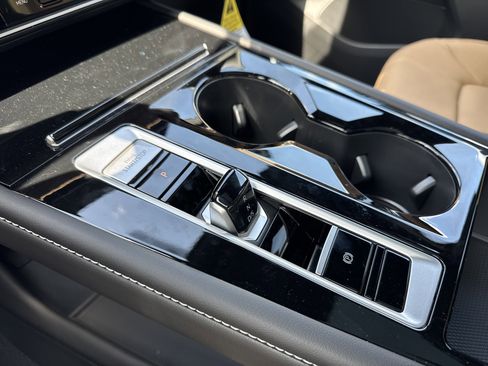 New 2026 Volkswagen Atlas Cross Sport SEL R-Line image 23