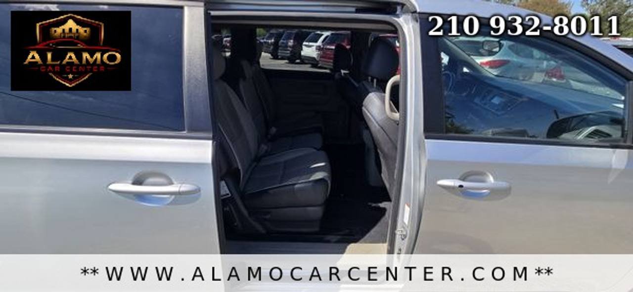 Used 2017 Kia Sedona LX w/ LX Essentials Premium Package FWD image 19