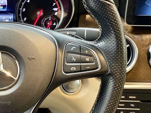 Used 2019 Mercedes-Benz GLA 250 4MATIC image 24
