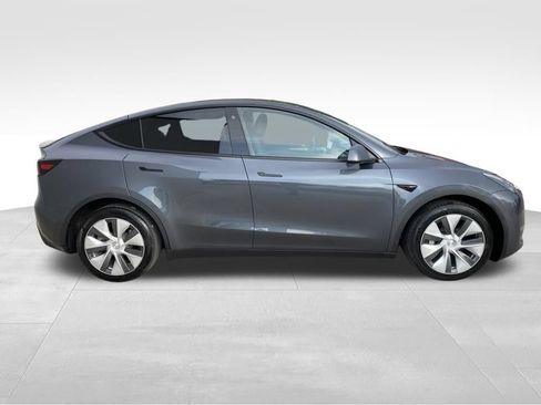 Used 2023 Tesla Model Y Performance AWD/4WD image 4