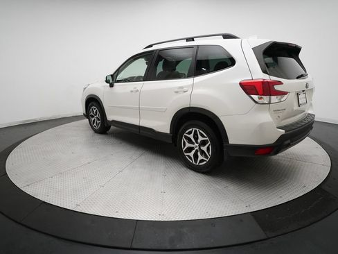 Used 2020 Subaru Forester Premium AWD/4WD image 33