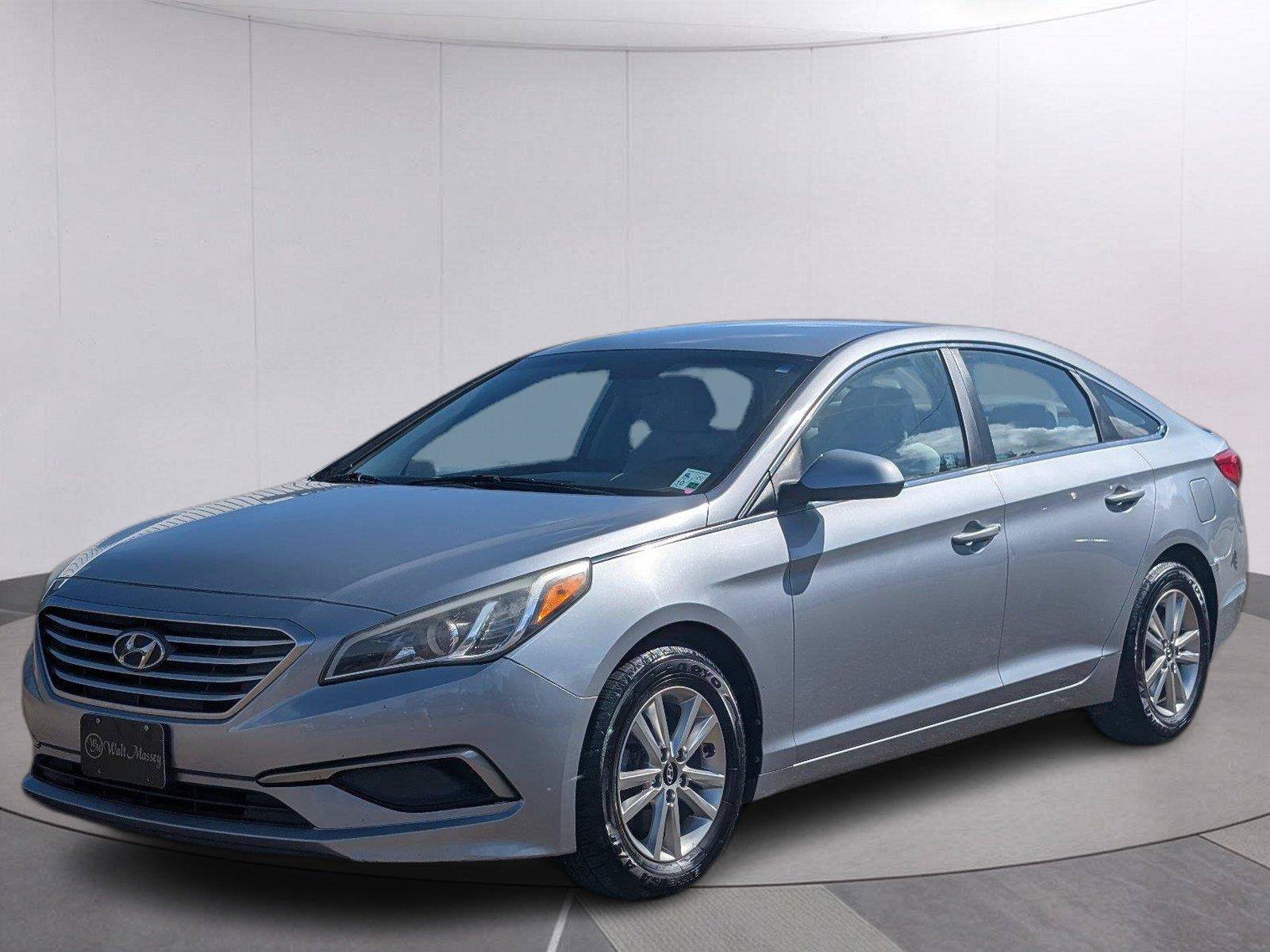 Used 2016 Hyundai Sonata SE FWD image 1