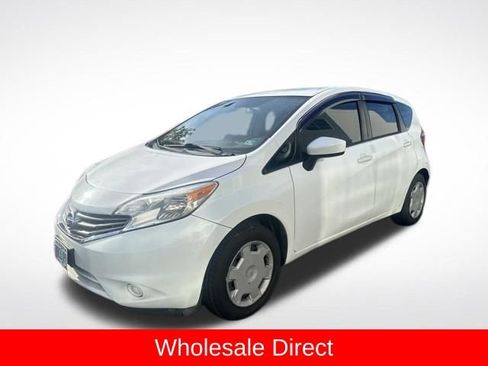Used 2016 Nissan Versa Note SV FWD image 2