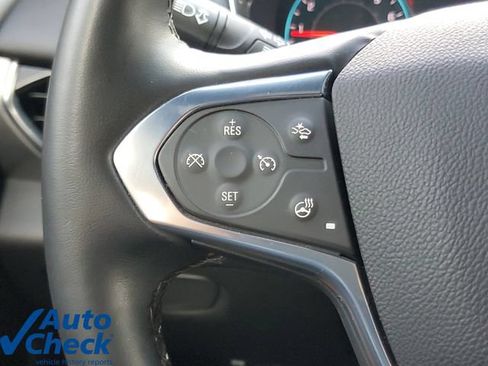 Used 2023 Chevrolet Traverse LT w/ Rear Camera Mirror Package FWD image 22