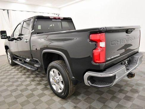 Used 2023 Chevrolet Silverado 2500 LTZ w/ LTZ Premium Package image 5