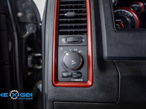 Used 2018 RAM 1500 Rebel w/ Luxury Group AWD/4WD image 13