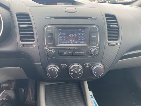 Used 2014 Kia Forte EX w/ Protection Package image 12