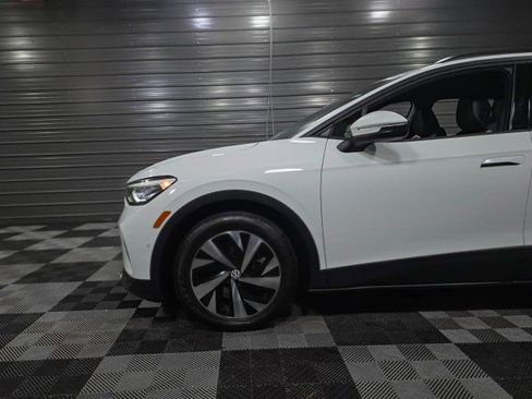 Used 2023 Volkswagen ID.4 2WD image 37