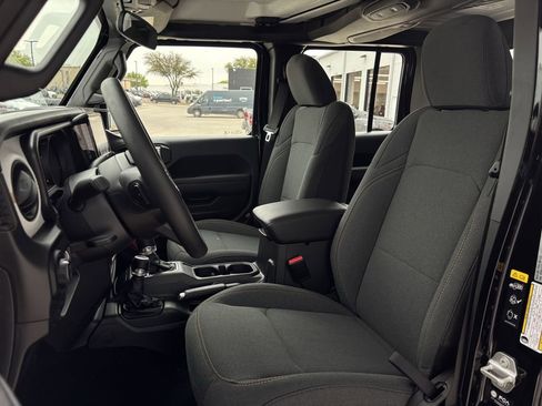 New 2026 Jeep Gladiator Sport AWD/4WD image 21