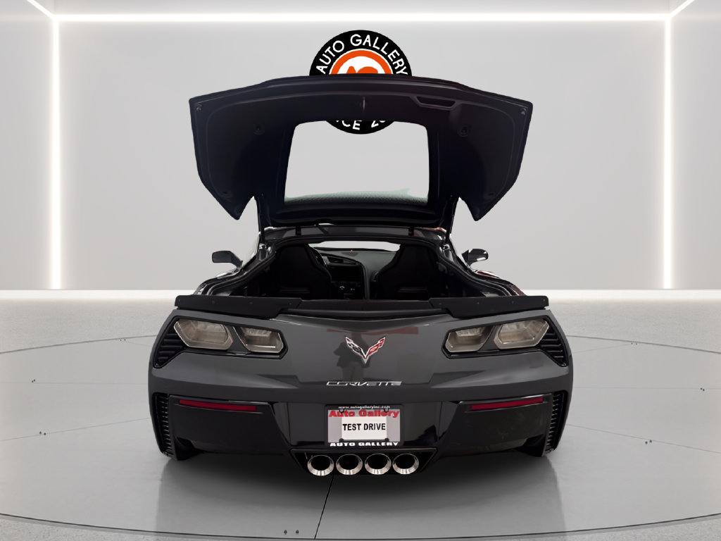 Used 2017 Chevrolet Corvette Z06 w/ Chrome Badge Package RWD image 9
