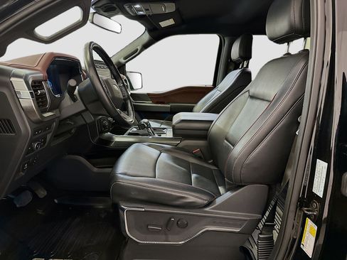 Used 2022 Ford F150 Lariat image 13