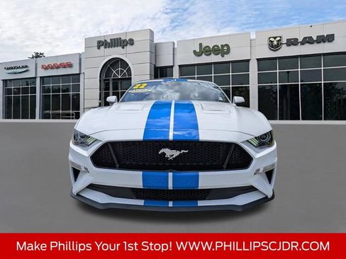 Used 2022 Ford Mustang GT Premium w/ Equipment Group 401A RWD image 8