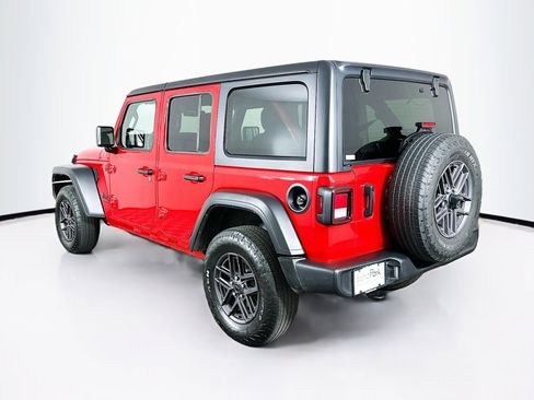 Used 2025 Jeep Wrangler Sport S image 5