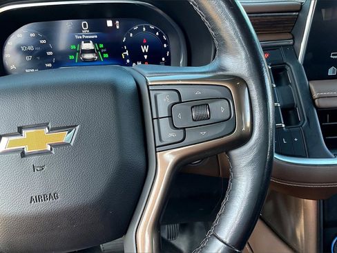 Used 2022 Chevrolet Suburban High Country w/ LPO, Illumination Package image 18