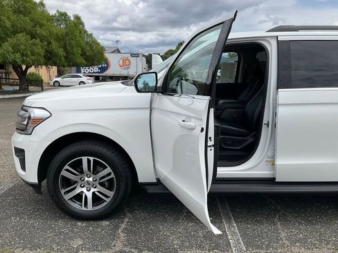 Used 2024 Ford Expedition XLT RWD image 52