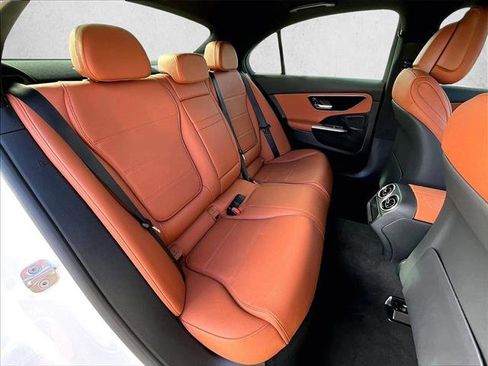 Used 2025 Mercedes-Benz C 300 Sedan image 29
