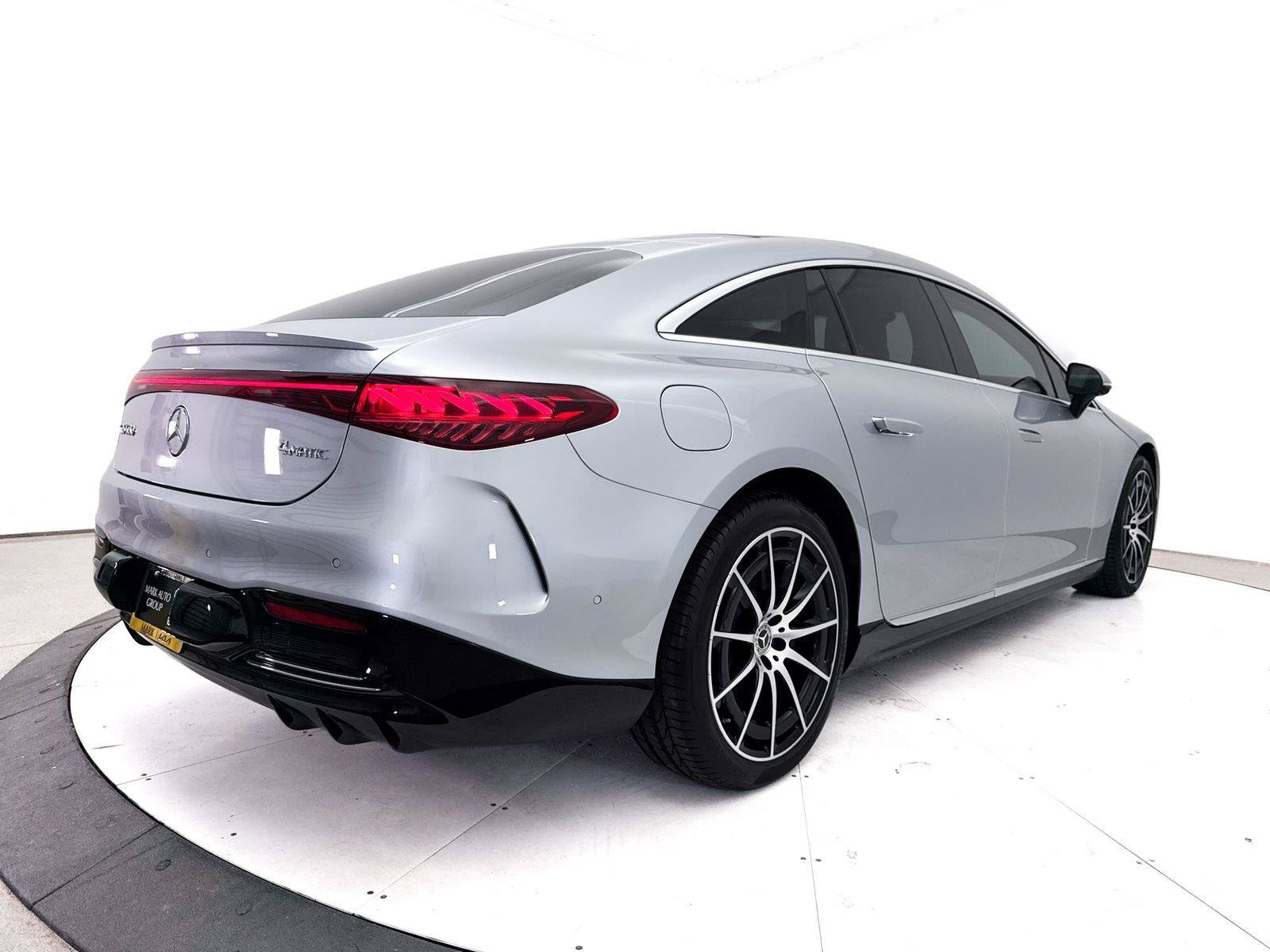 Used 2022 Mercedes-Benz EQS 580 4MATIC Sedan image 17