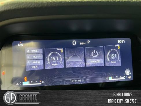 Used 2024 Jeep Grand Cherokee Altitude AWD/4WD image 11