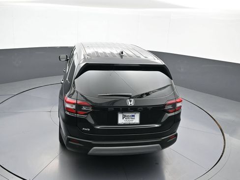 Certified 2025 Honda Pilot EX-L image 40
