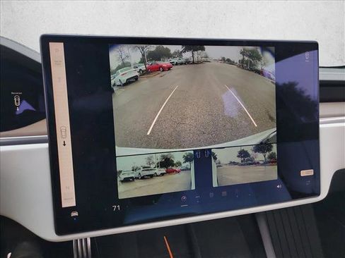 Used 2024 Tesla Model S image 22