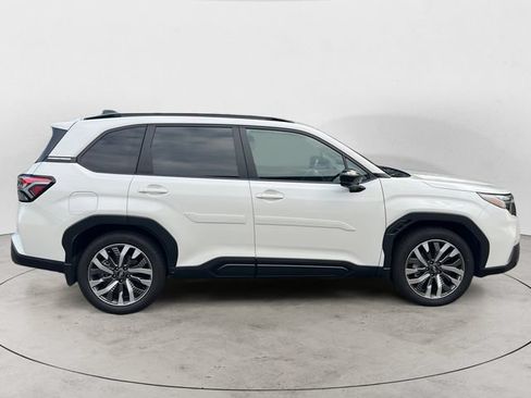 Used 2026 Subaru Forester Touring AWD/4WD image 4