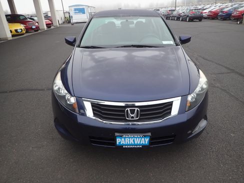 Used 2010 Honda Accord LX-P image 8