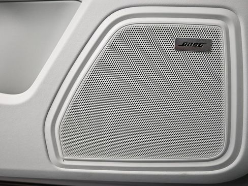 Certified 2026 Porsche Macan S image 17