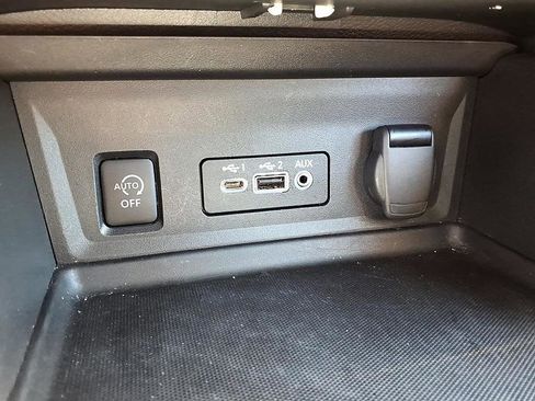 Used 2024 Nissan Sentra SV w/ Lighting Package FWD image 24