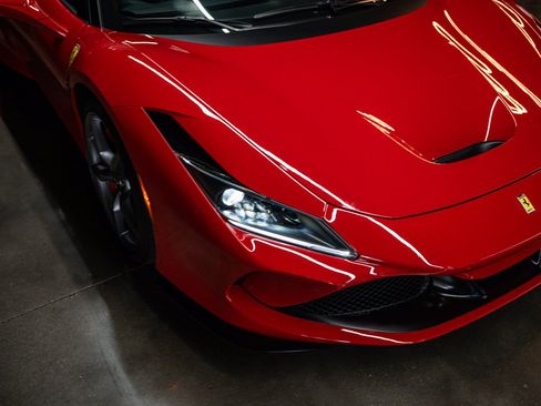 Used 2020 Ferrari F8 Tributo RWD image 13