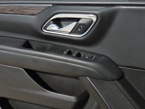 Used 2022 Chevrolet Tahoe 2WD image 11