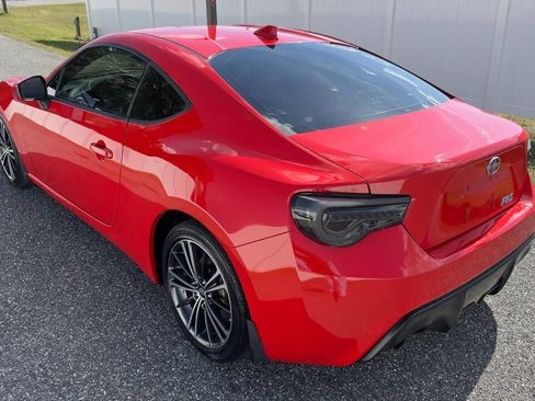Used 2015 Scion FR-S RWD image 7