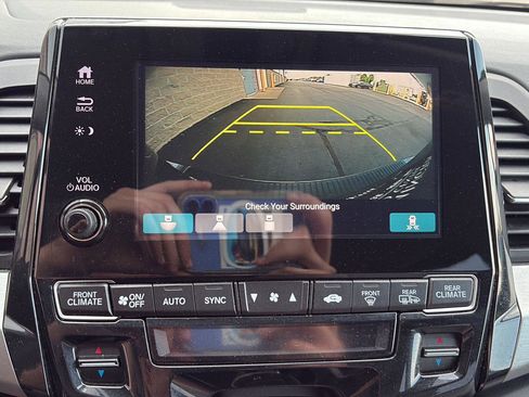 Used 2019 Honda Odyssey EX image 14