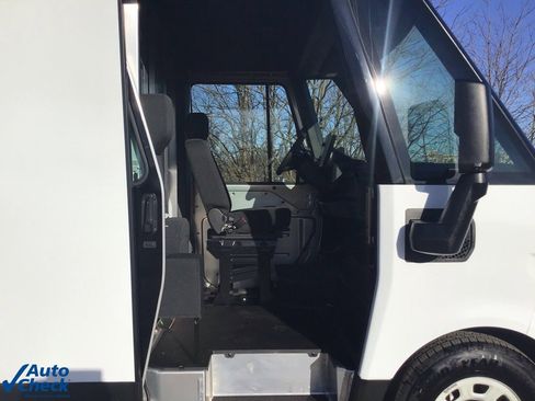 Used 2024 Chevrolet Brightdrop 600 w/ Commercial Equipment Package image 9