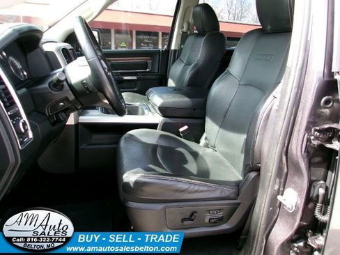 Used 2016 RAM 1500 Laramie w/ Convenience Group image 14