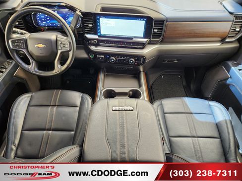 Used 2024 Chevrolet Silverado 2500 High Country w/ High Country Premium Package AWD/4WD image 19