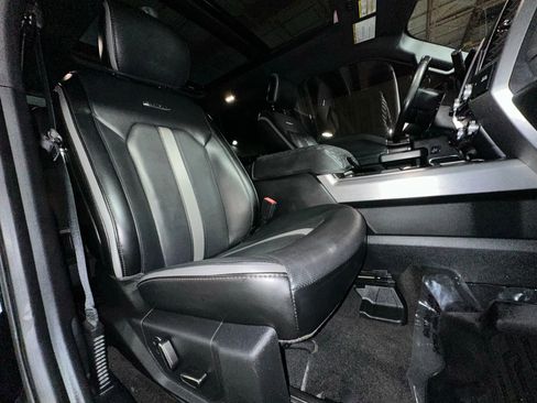 Used 2018 Ford F450 Platinum w/ Platinum Ultimate Package image 35