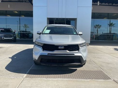 Used 2021 Kia Sorento LX FWD image 10