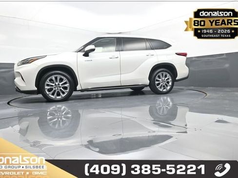 Used 2021 Toyota Highlander Limited image 16