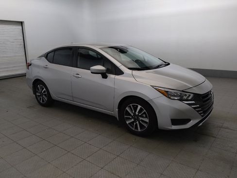 Used 2025 Nissan Versa SV w/ Trunk Package FWD image 11