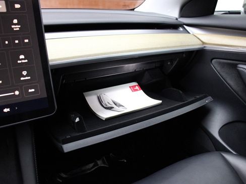 Used 2023 Tesla Model 3 Standard Range RWD image 27
