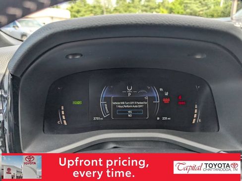 Used 2026 Toyota Camry SE AWD/4WD image 17