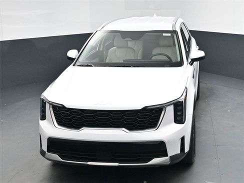 New 2026 Kia Sorento S image 13