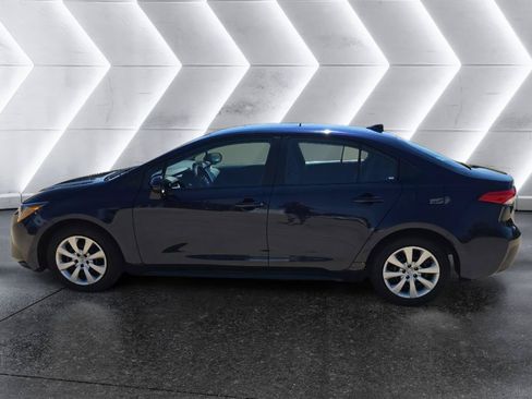 Used 2025 Toyota Corolla LE FWD image 8