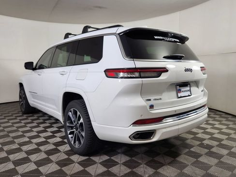 Used 2021 Jeep Grand Cherokee L Overland w/ Advanced Protech Group III AWD/4WD image 5